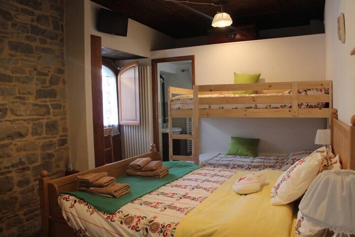 Room 19 of 62