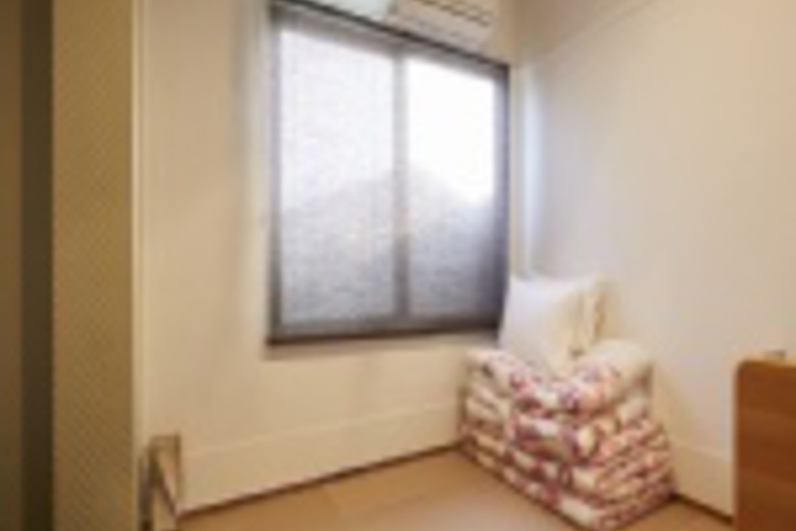Room 180 of 288