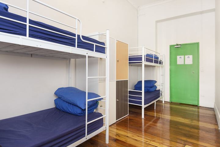 Room 5 of 49