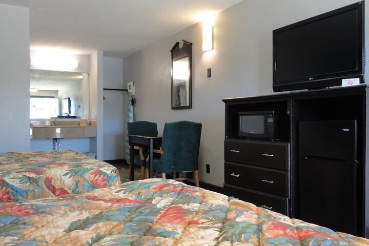 Room 18 of 30