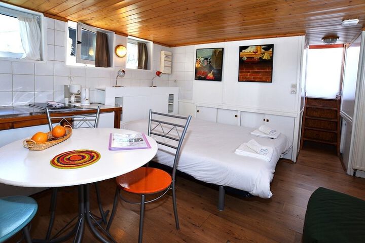 Room 16 of 51