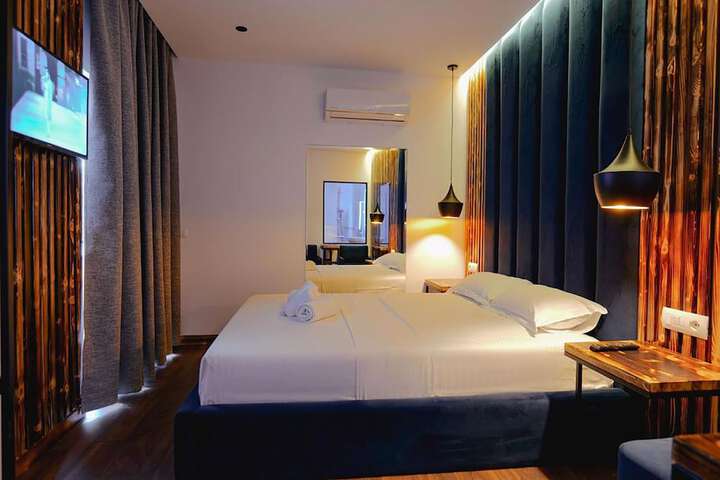 Room 36 of 133