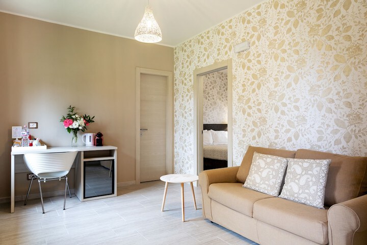 Room 27 of 60