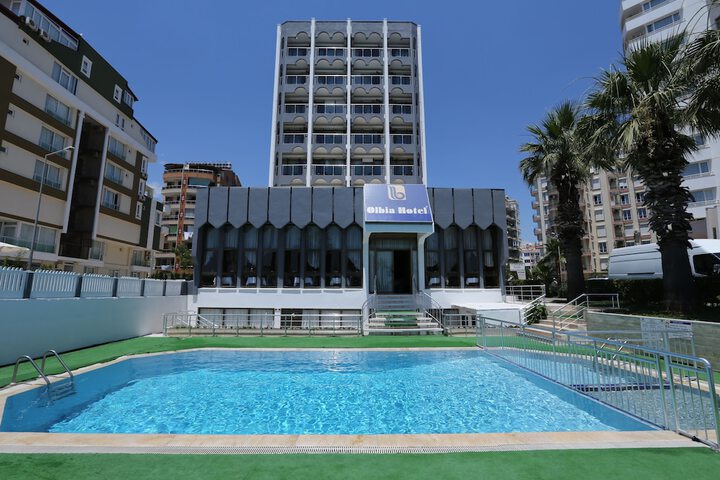 Pool Hotel