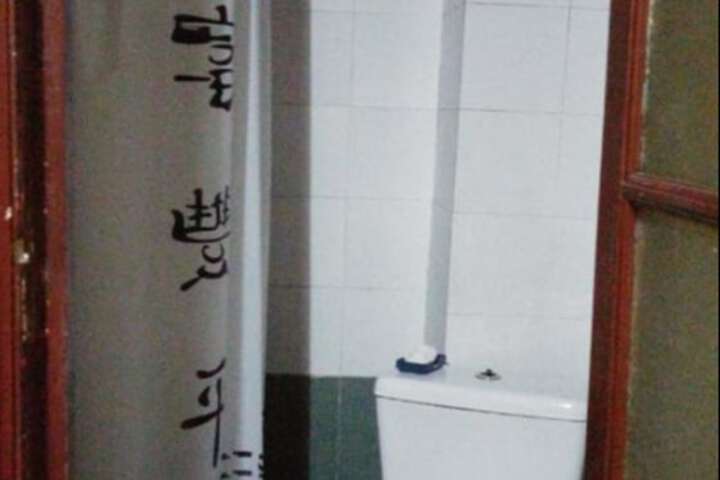 Room 16 of 39