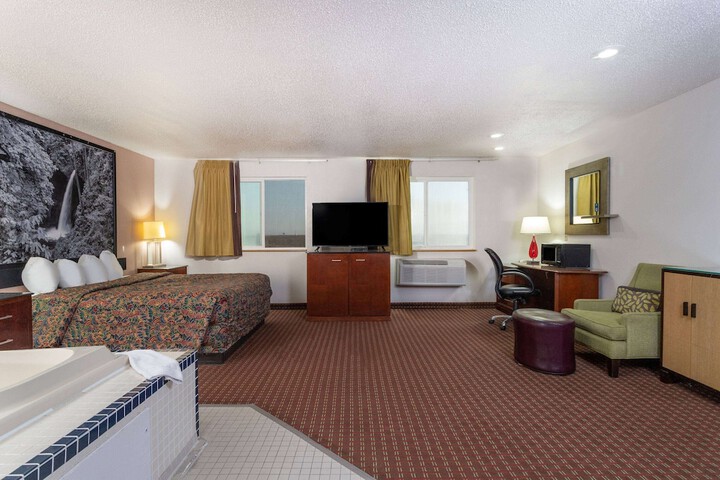 Room 35 of 52
