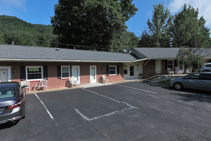 Property Grounds 68 of 75