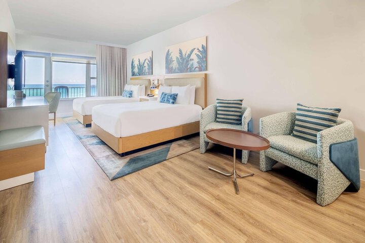 Room 32 of 84