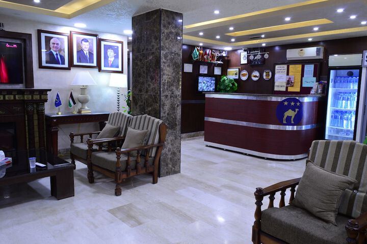 Check-in/check-out kiosk