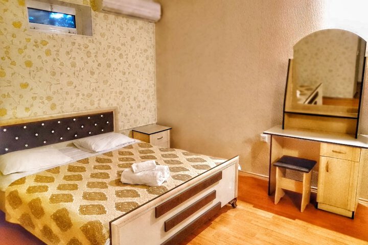 Room 3 of 23