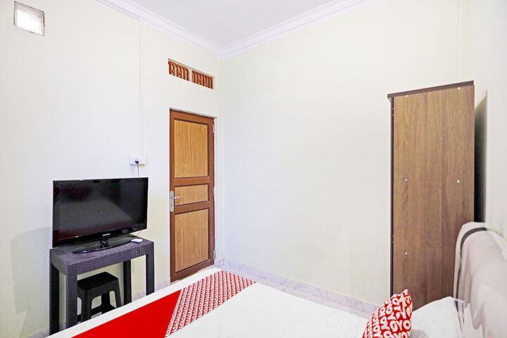 Room 14 of 27