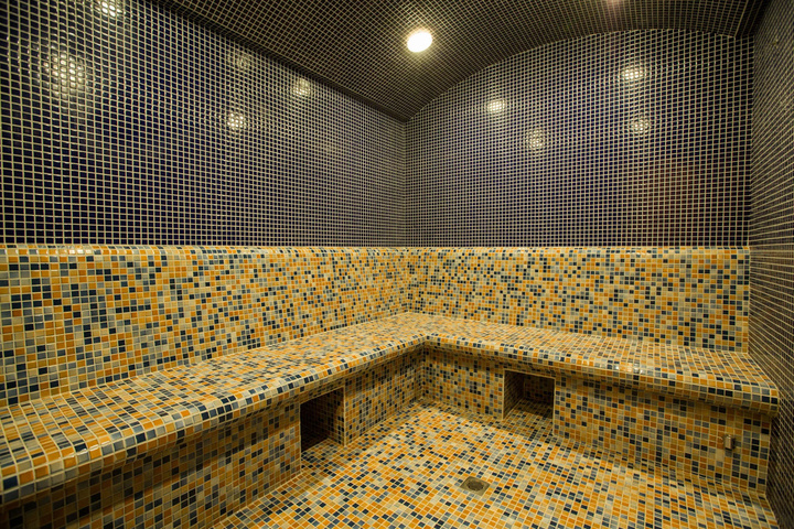 Spa 41 of 50