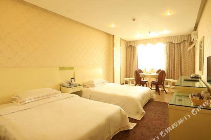Shuiyue Qinghua Hotel Jingjiang