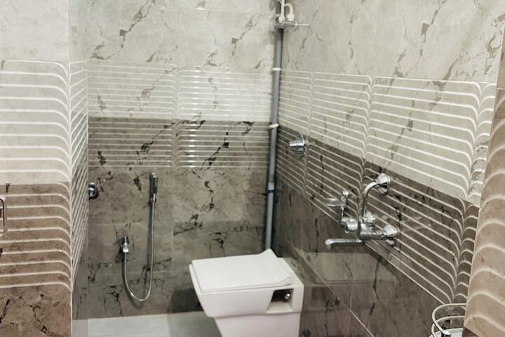 Room 40 of 49