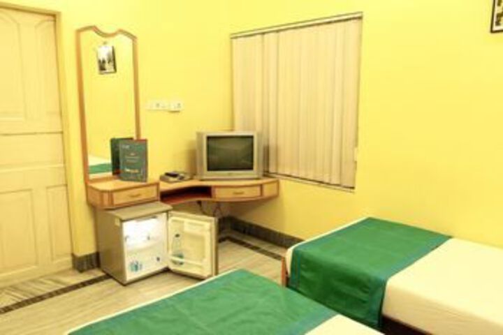 Room 16 of 24