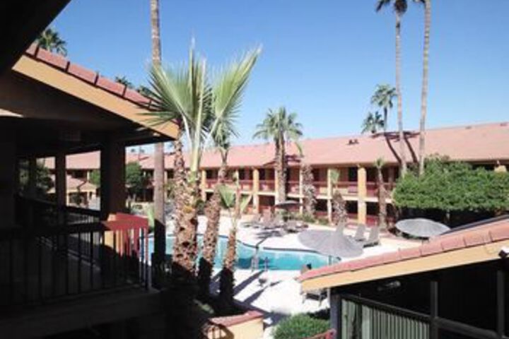Pool 18 of 20