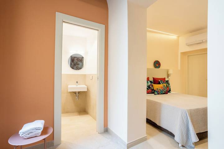 Room 18 of 54
