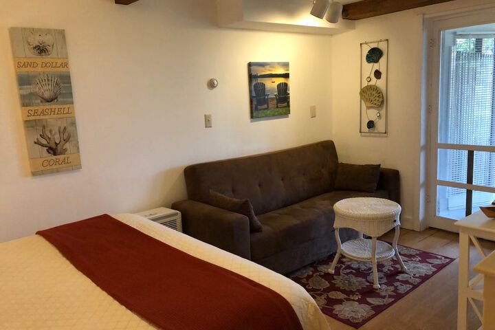 Room 12 of 43