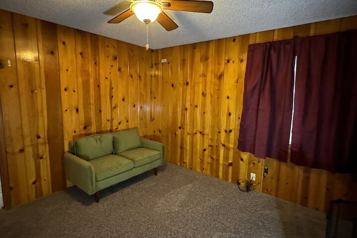 Room 34 of 52