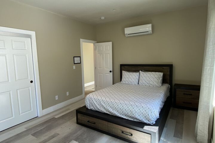 Room 6 of 19
