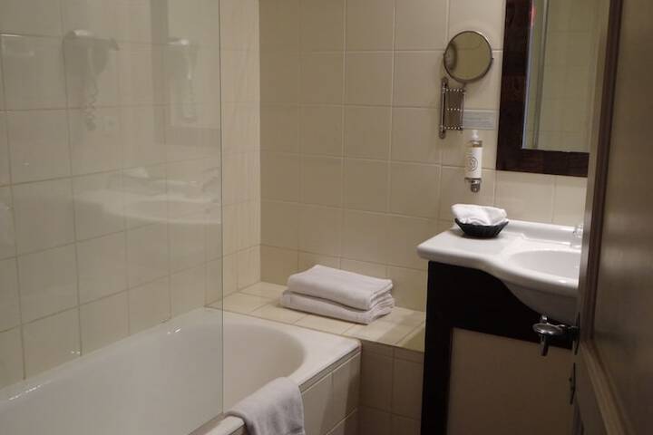 Clean Restrooms