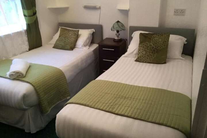 Room 5 of 39