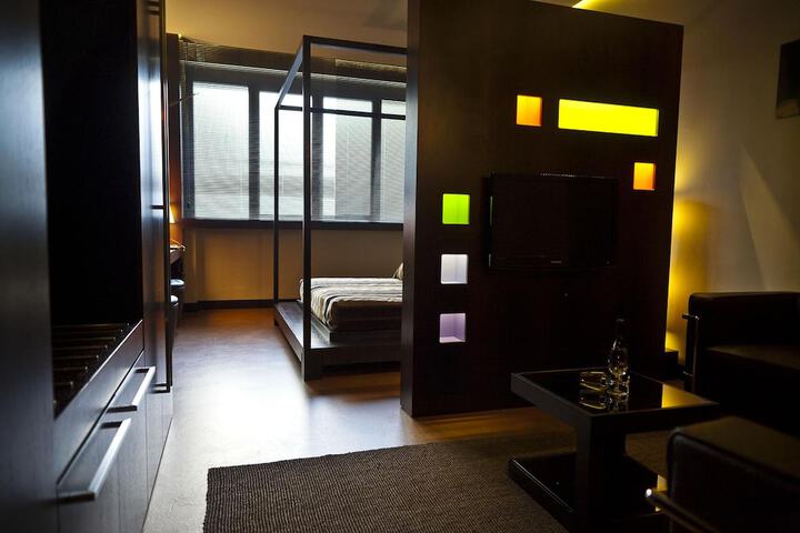 Room 8 of 44