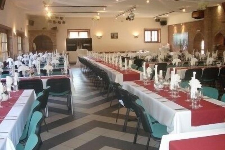 Ballroom/Hall 25 of 37