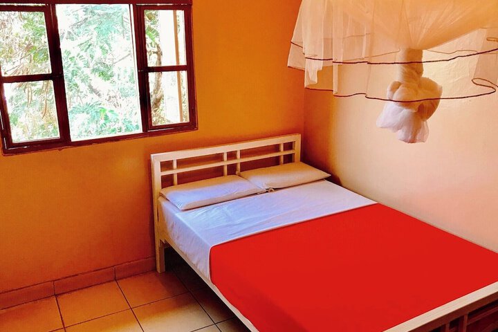 Room 2 of 11