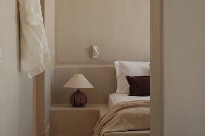 Room 6 of 85