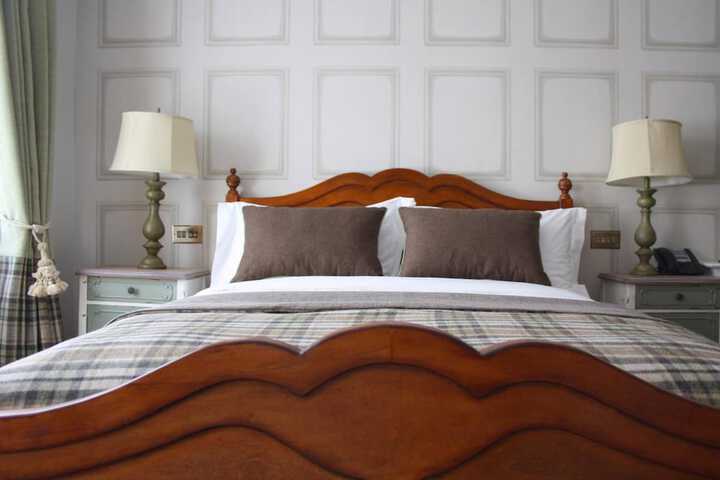 Room 10 of 71