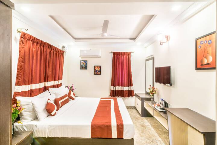 Room 6 of 31