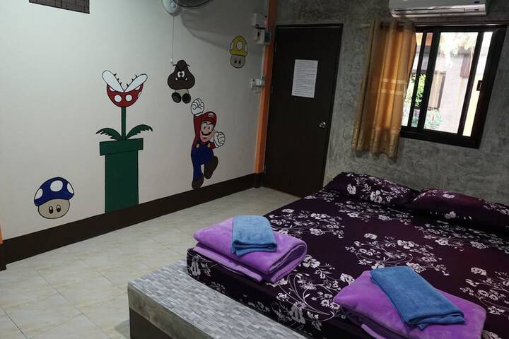 Room 6 of 36