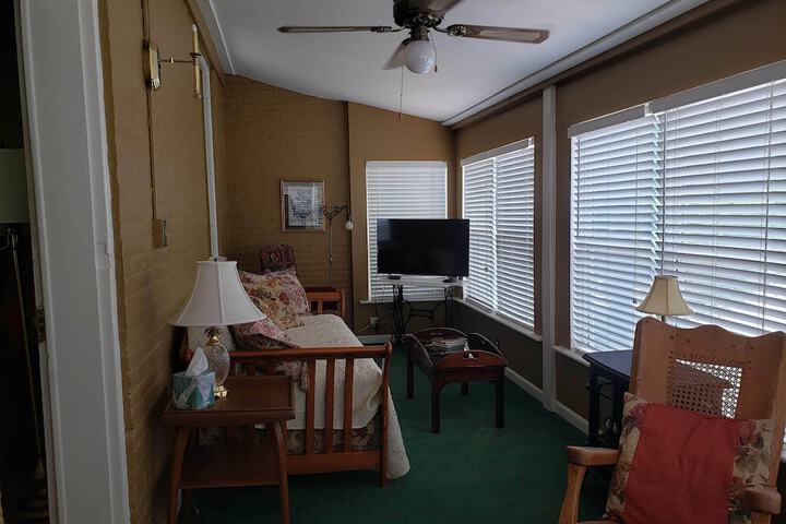 Room 13 of 47