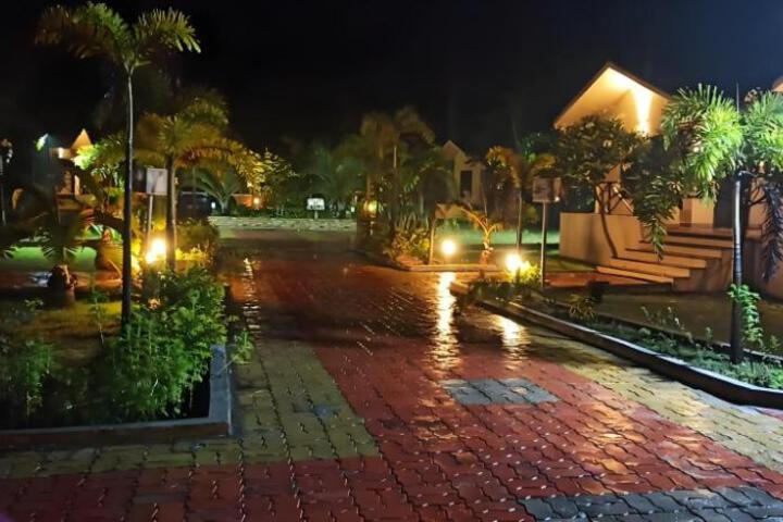 Footprint Jungle Resort