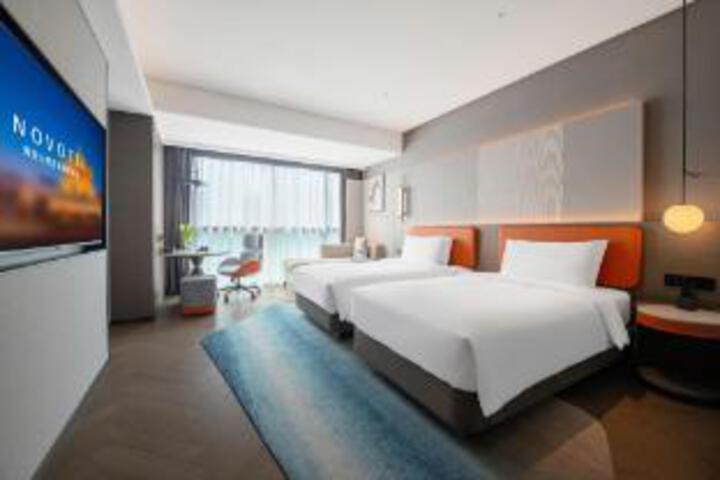 Room 21 of 23