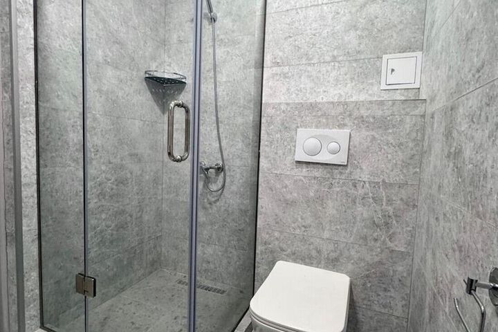Room 13 of 31