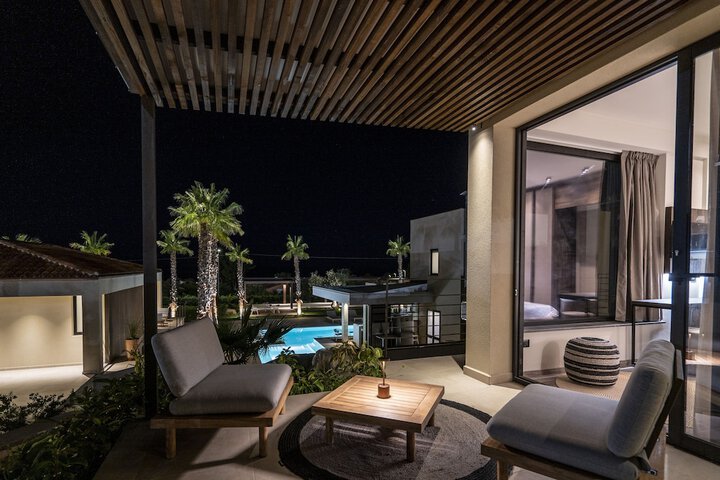 Terrace/Patio 43 of 157