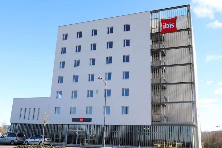 Ibis Bourgoin Jallieu Medipole in Bourgoin-Jallieu