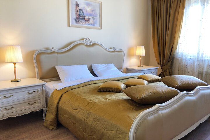 Room 21 of 62