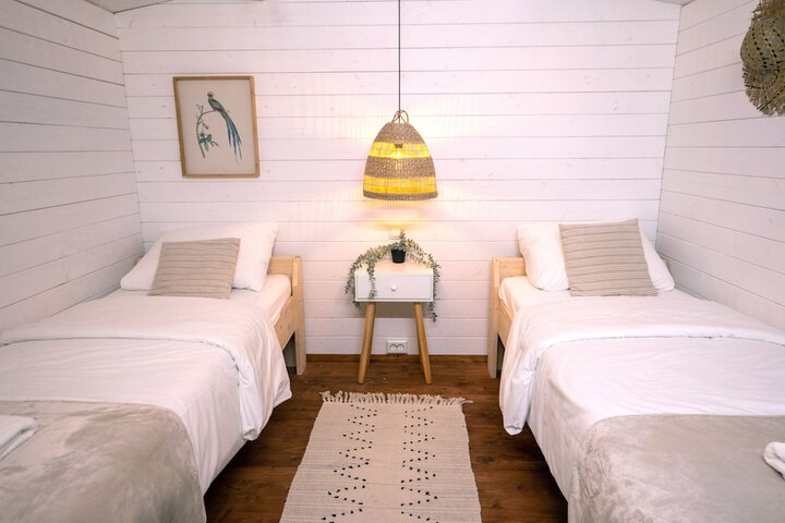 Room 13 of 86