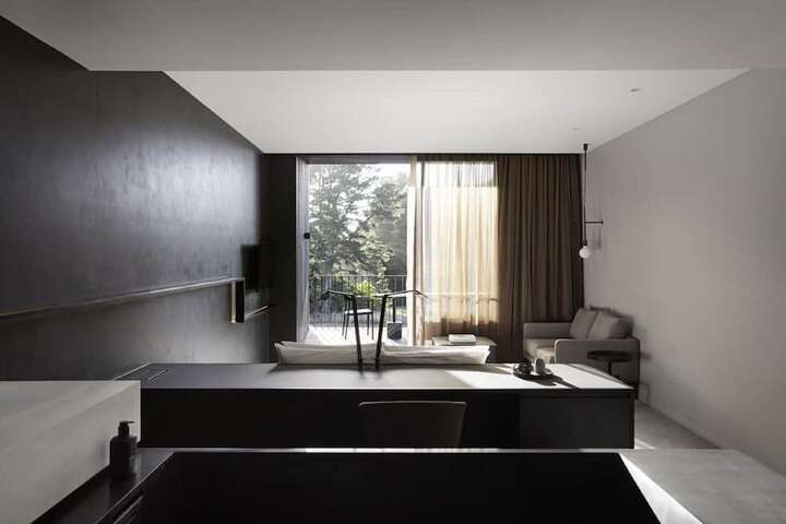 Room 11 of 68