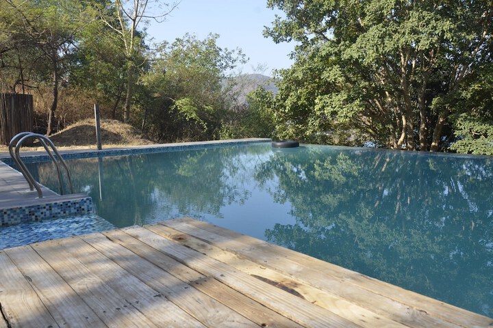 Pool 16 of 28