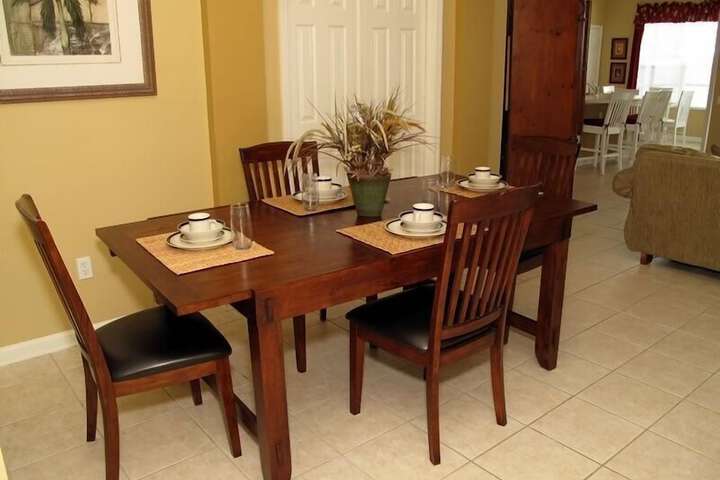 Dining 13 of 20