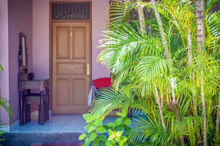 Room 5 of 25