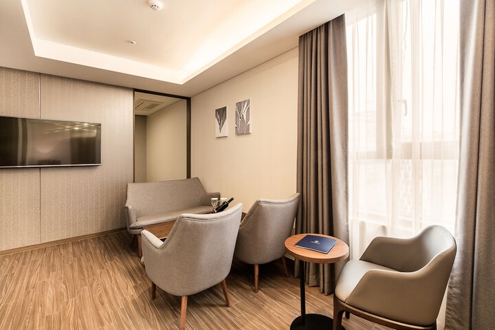 Room 29 of 69