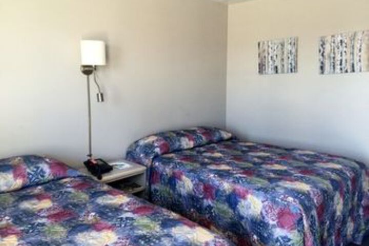 Room 11 of 20