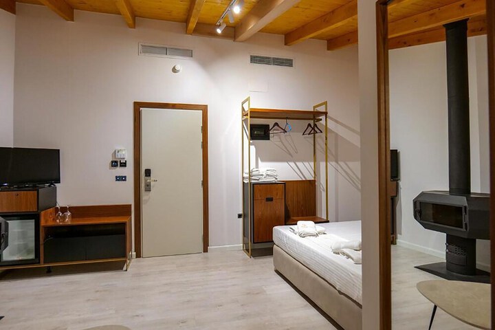 Room 21 of 72