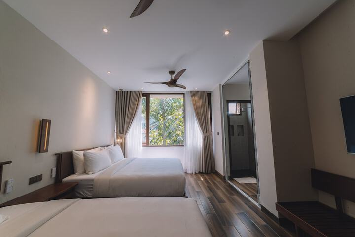 Room 71 of 210