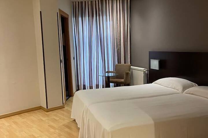 Room 11 of 31
